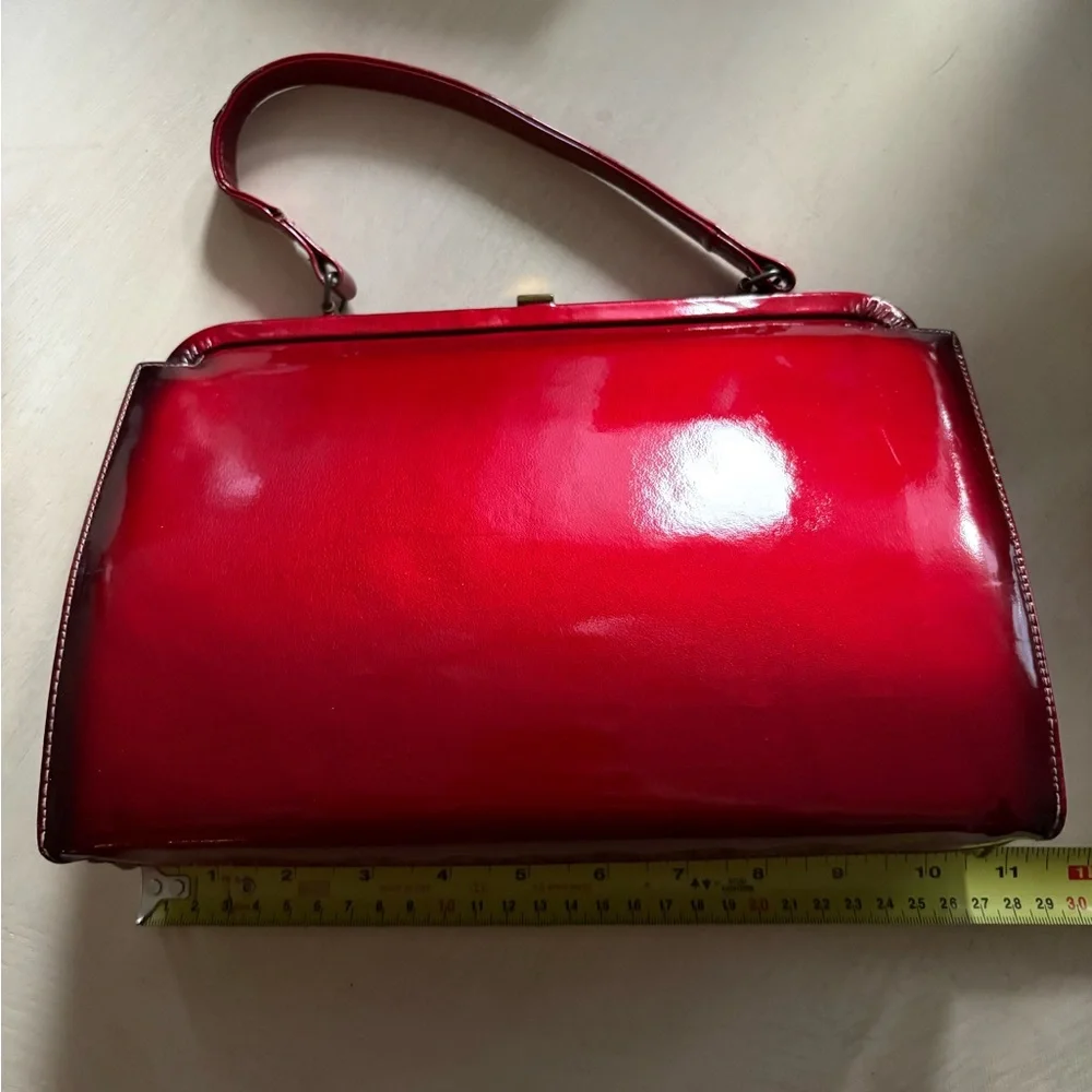 Elegant vintage Red Women's Handbag - Picture 1 of 9